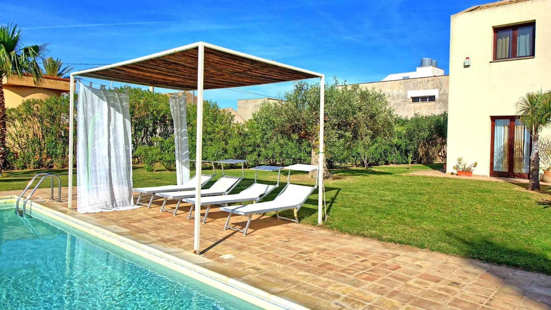 Villa Casale By Posarellivillas Bisciano 0*,  Itália